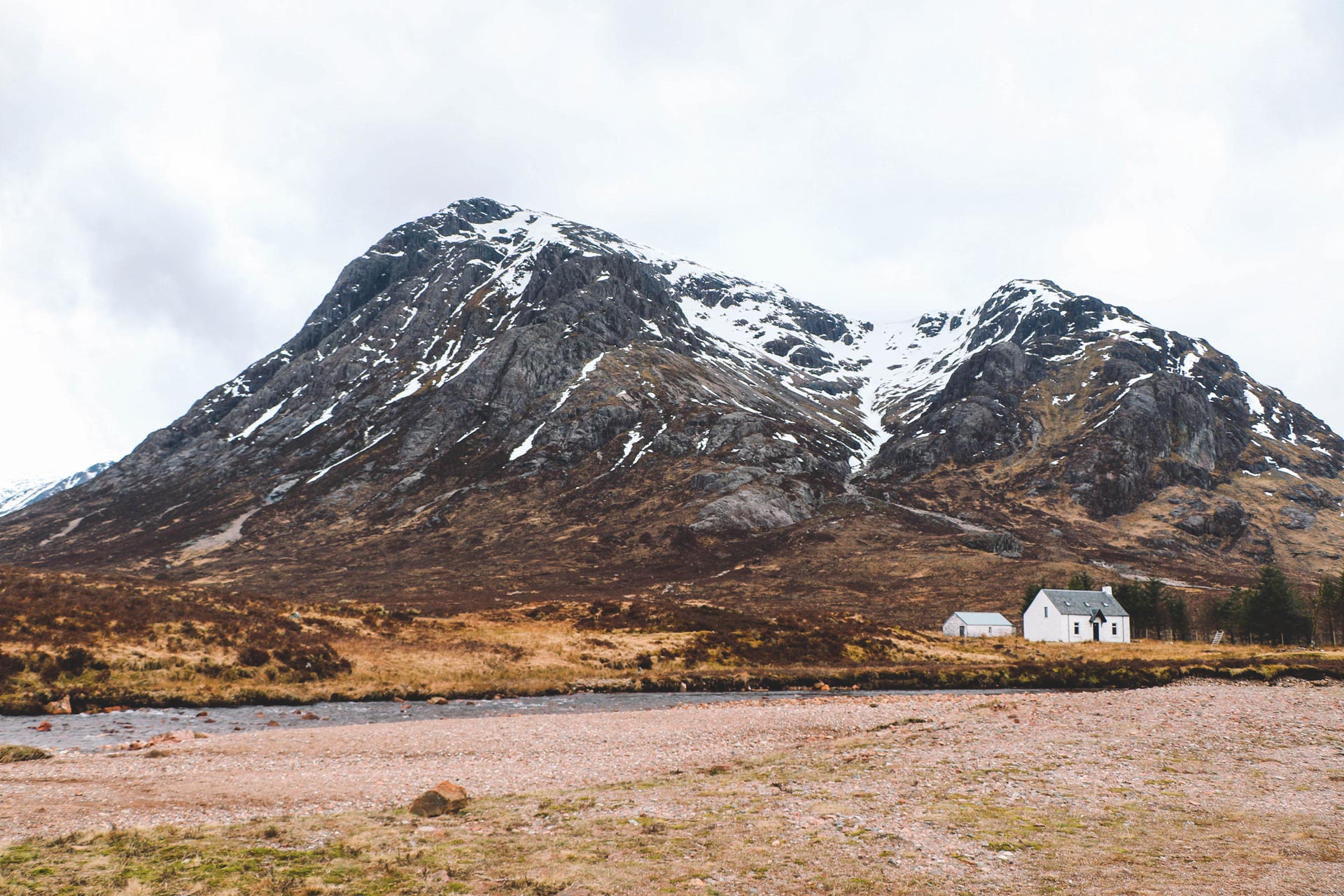 Lagangarbh Hut and barn Glencoe Scotland. Both are available for accomodation.
